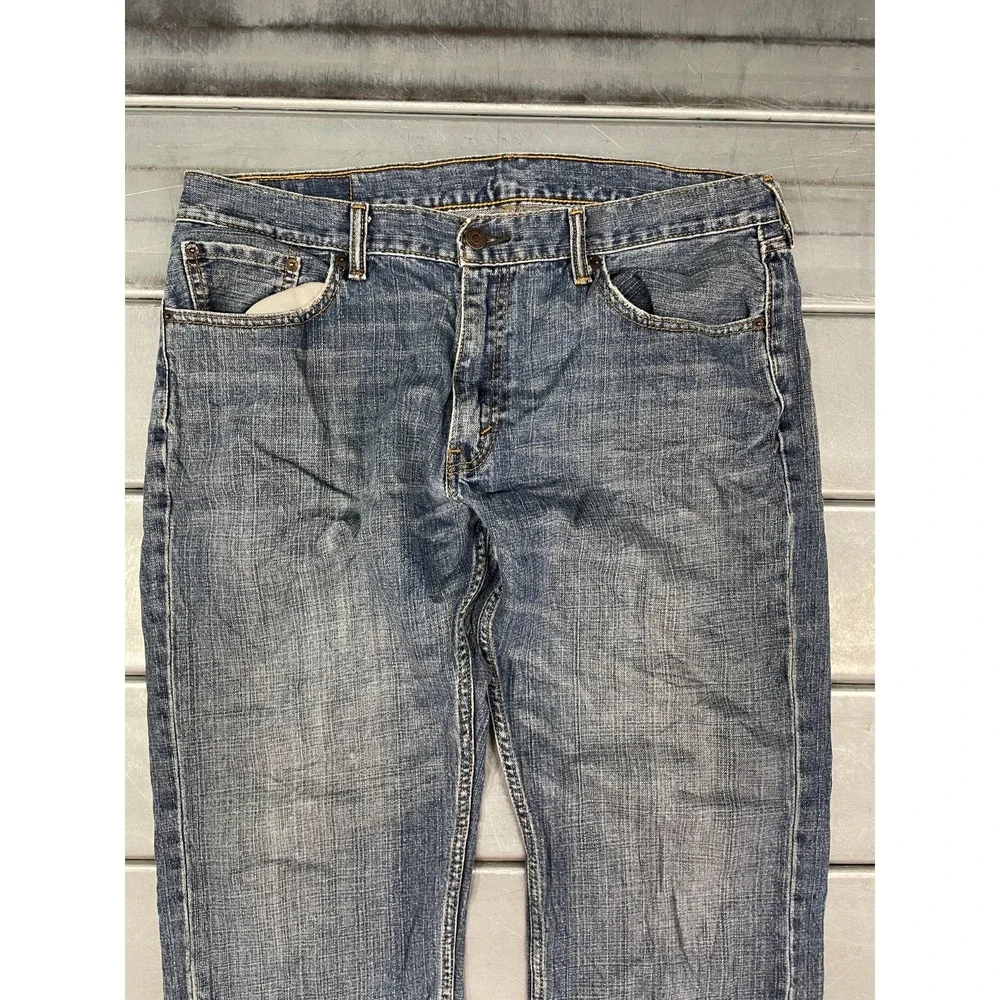Levis levis 559